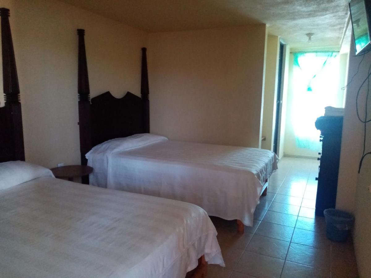 Hotel Cipreses Ixmiquilpan Kültér fotó